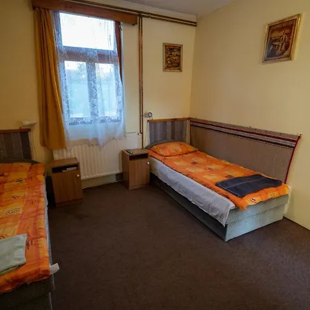 Koberc Panzio, Udulohazak Es Etterem Bed & Breakfast