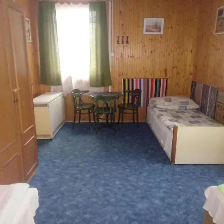 Koberc Panzio, Udulohazak Es Etterem Bed & Breakfast