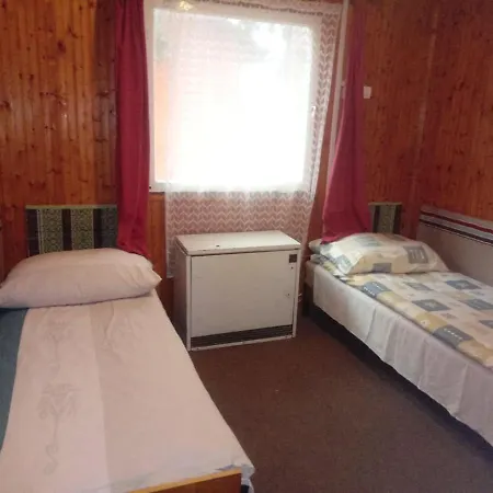 Koberc Panzio, Udulohazak Es Etterem Bed & Breakfast Bozsva