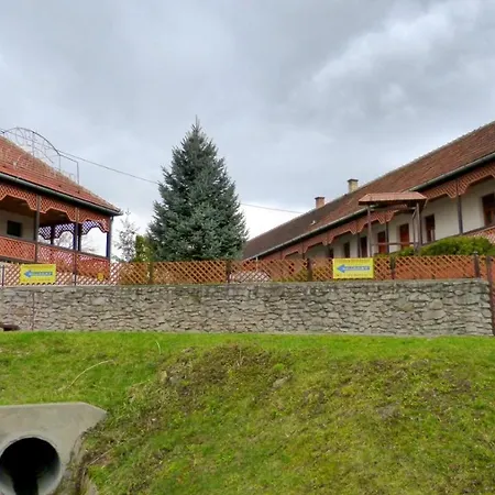 Koberc Panzio, Udulohazak Es Etterem Bed & Breakfast *